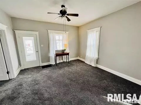 406 SW 3rd St, Aledo, IL 61231 photo 3