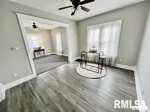 406 SW 3rd St, Aledo, IL 61231 photo 4