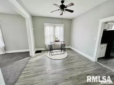 406 SW 3rd St, Aledo, IL 61231 photo 5