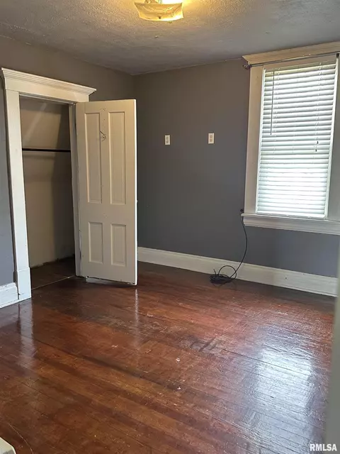 100 Lincoln St, Anna, IL 62906 photo 8