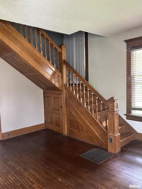 100 Lincoln St, Anna, IL 62906 photo 6