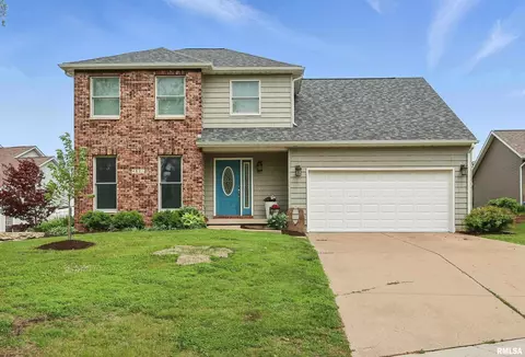 4821 Kynnelworth Dr, Bettendorf, IA 52722