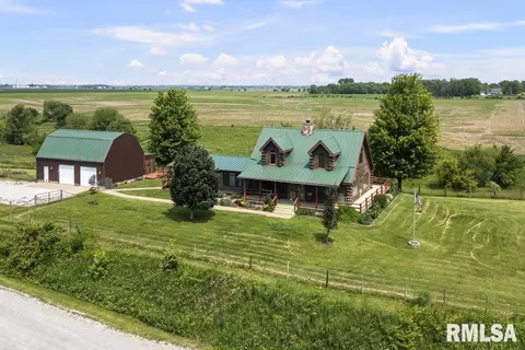 4215 190th Ave W, Reynolds, IL 61279