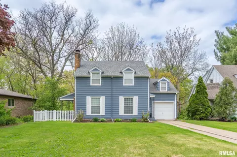 2323 16th Ave, Moline, IL 61265