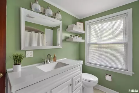 2323 16th Ave, Moline, IL 61265 photo 17