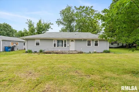 309 E South St, Cambridge, IL 61238