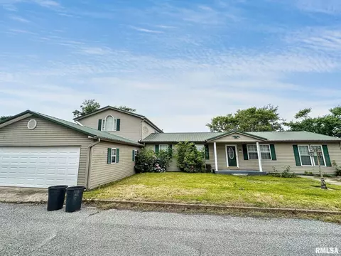 52 Chickasaw St, Mcclure, IL 62957