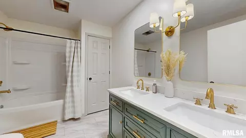 1513 18th Avenue Ct, Silvis, IL 61282 photo 15