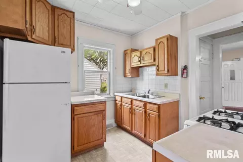 546 21st Ave, Moline, IL 61265 photo 13