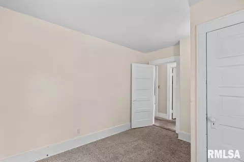 546 21st Ave, Moline, IL 61265 photo 22