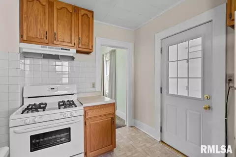 546 21st Ave, Moline, IL 61265 photo 14