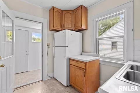 546 21st Ave, Moline, IL 61265 photo 15