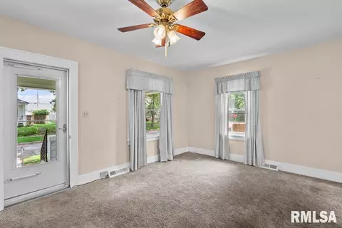 546 21st Ave, Moline, IL 61265 photo 7