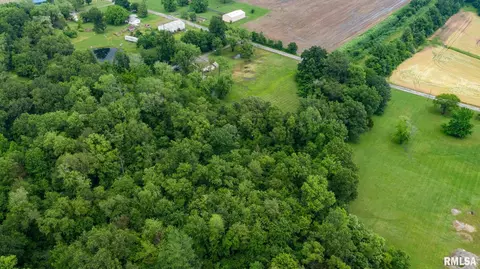 8873 Bennett Rd, Benton, IL 62812 photo 43