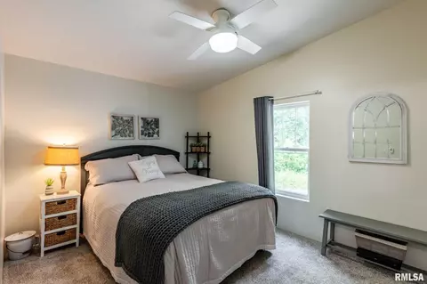 8873 Bennett Rd, Benton, IL 62812 photo 24