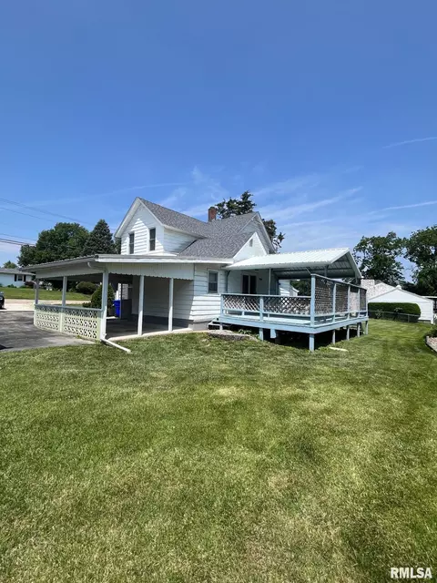 246 Willard St, Kewanee, IL 61443 photo 3