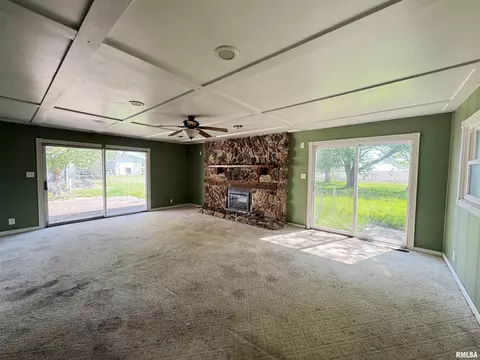 310 N 3rd Ave, Chenoa, IL 61726 photo 12