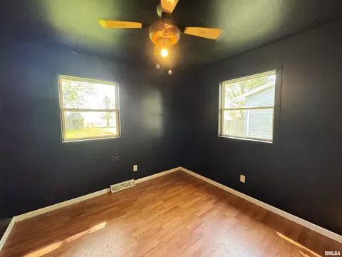 310 N 3rd Ave, Chenoa, IL 61726 photo 20