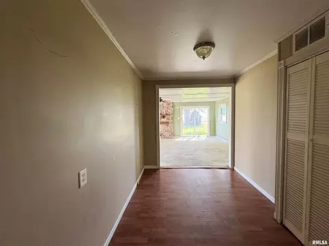 310 N 3rd Ave, Chenoa, IL 61726 photo 11