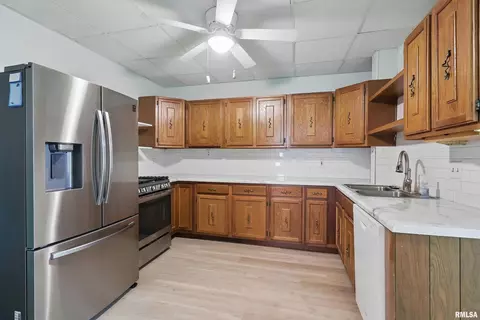 2947 12th Ave, Moline, IL 61265 photo 17