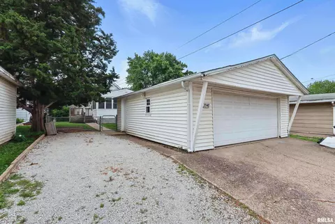 2947 12th Ave, Moline, IL 61265 photo 10