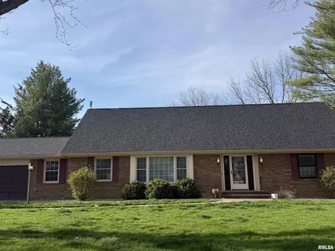 1346 110th St, Joy, IL 61260