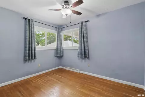 427 16th St, Silvis, IL 61282 photo 12