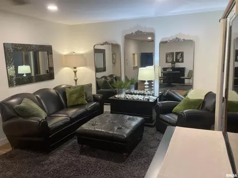 1862 53rd St, Moline, IL 61265 photo 7