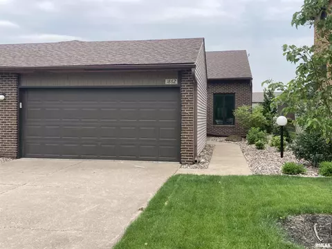 1862 53rd St, Moline, IL 61265