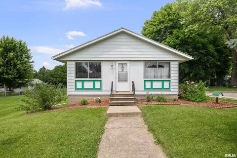 405 E Henry St, Cambridge, IL 61238 photo 4