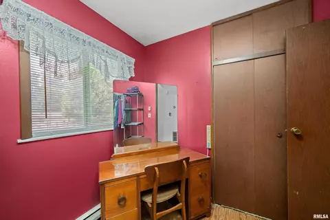 405 E Henry St, Cambridge, IL 61238 photo 12