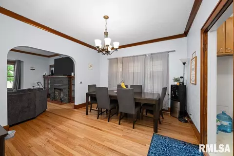 2531 5th St, Moline, IL 61265 photo 9