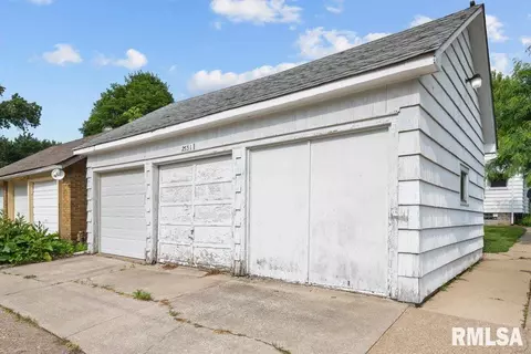 2531 5th St, Moline, IL 61265 photo 24