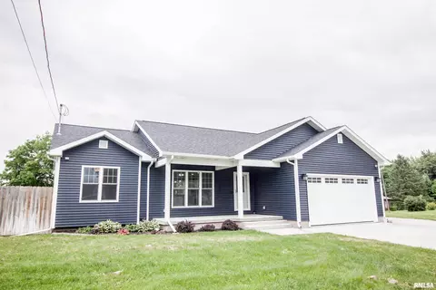 210 1st Ave, Sherrard, IL 61281