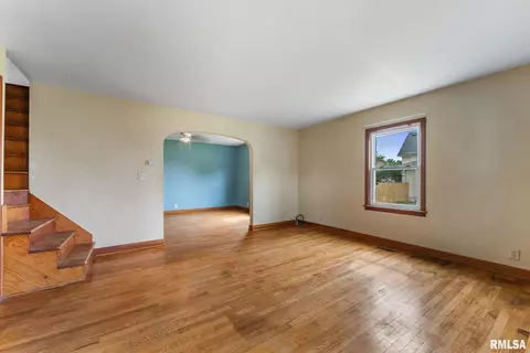 204 E Main St, Joy, IL 61260 photo 5