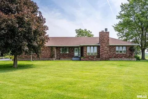 20425 20th Ave, Stockton, IA 52769