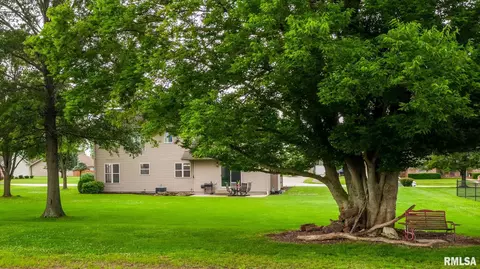 1514 E Willow Dr, Marion, IL 62959 photo 31