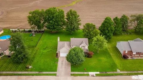 1514 E Willow Dr, Marion, IL 62959 photo 3