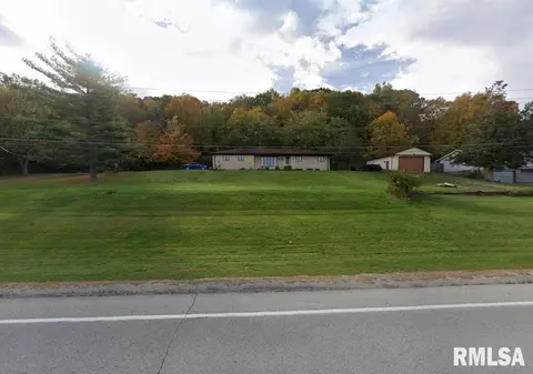 757 Us Hwy 6 Hwy, Coal Valley, IL 61240