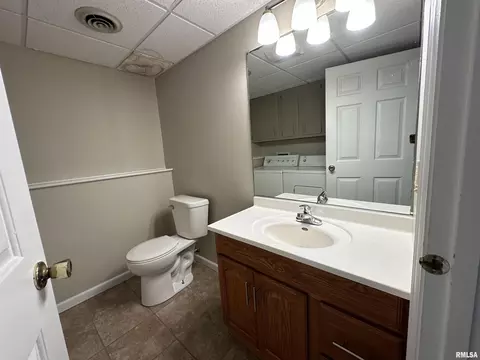 70 Carriage Hl, Macomb, IL 61455 photo 19