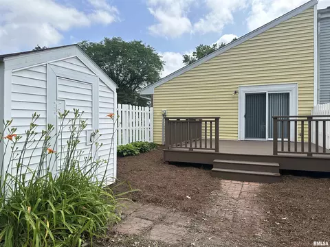 70 Carriage Hl, Macomb, IL 61455 photo 4