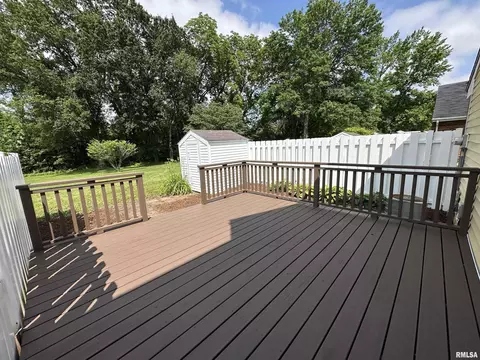 70 Carriage Hl, Macomb, IL 61455 photo 10