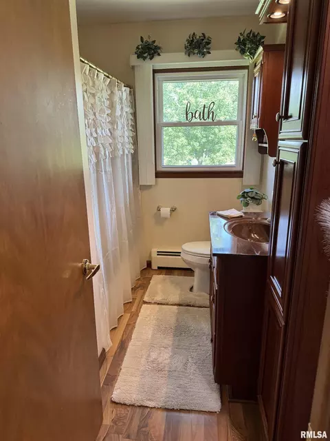 101 E 6th St, Sherrard, IL 61281 photo 24