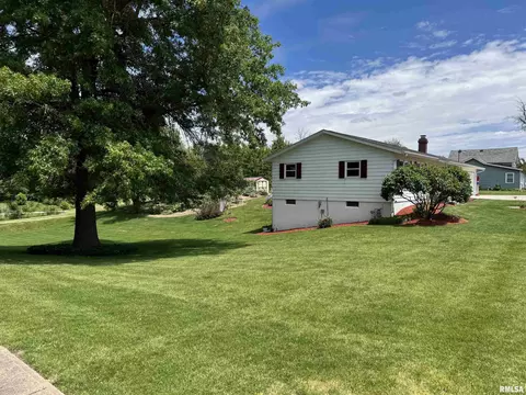 101 E 6th St, Sherrard, IL 61281 photo 35
