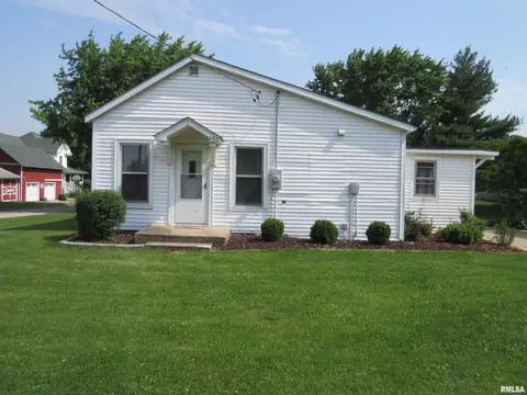 290 W 2nd Ave, Woodhull, IL 61490