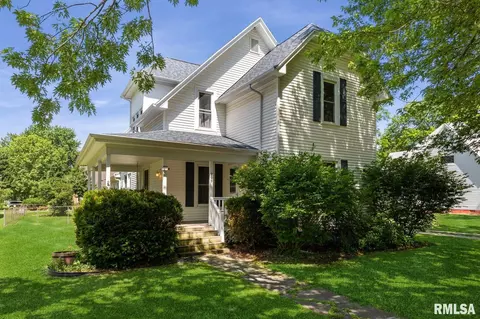 209 N Main St, Alexis, IL 61412