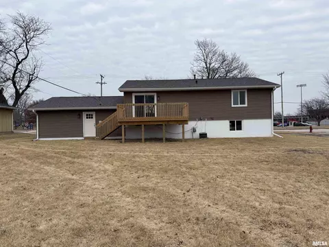 206 S 5th St, Eldridge, IA 52748 photo 14