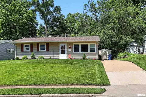 1530 Spring St, Davenport, IA 52803