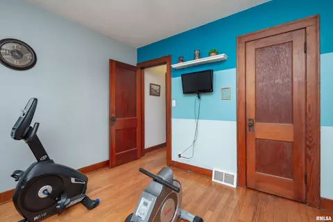 824 20th Ave, Moline, IL 61265 photo 14