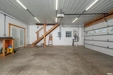 824 20th Ave, Moline, IL 61265 photo 42